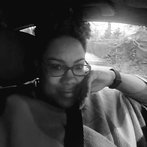 Meet your Posher, Toni